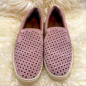 Frye & co Peggy perforated suede slip on in blush